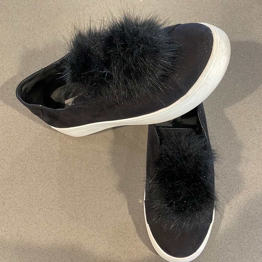 Steve Madden Slip on Fashion Sneaker